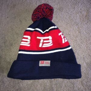 TB12 TOM BRADY PATRIOTS KEEP GOING POM BEANIE ADULT OSFM HAT BLUE RED RARE